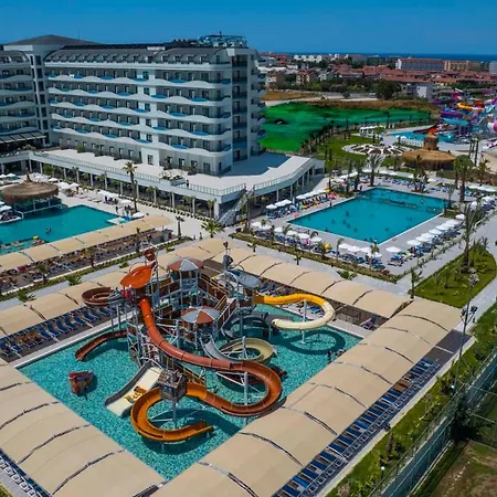 Dream Water World Hotell